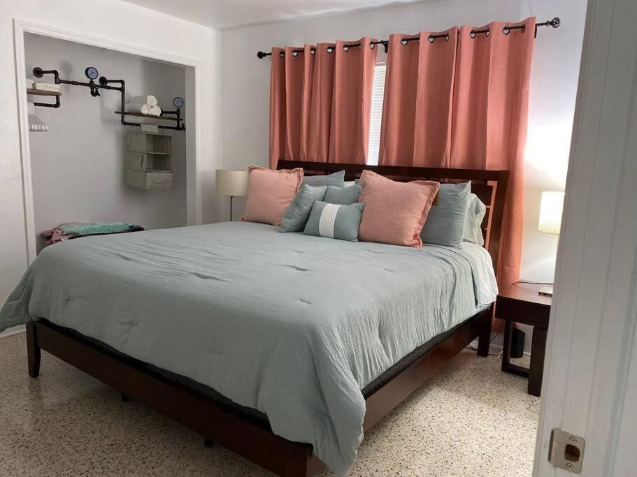 Stayover In Miami Home 2Br - 1Bth - Free Parking 외부 사진